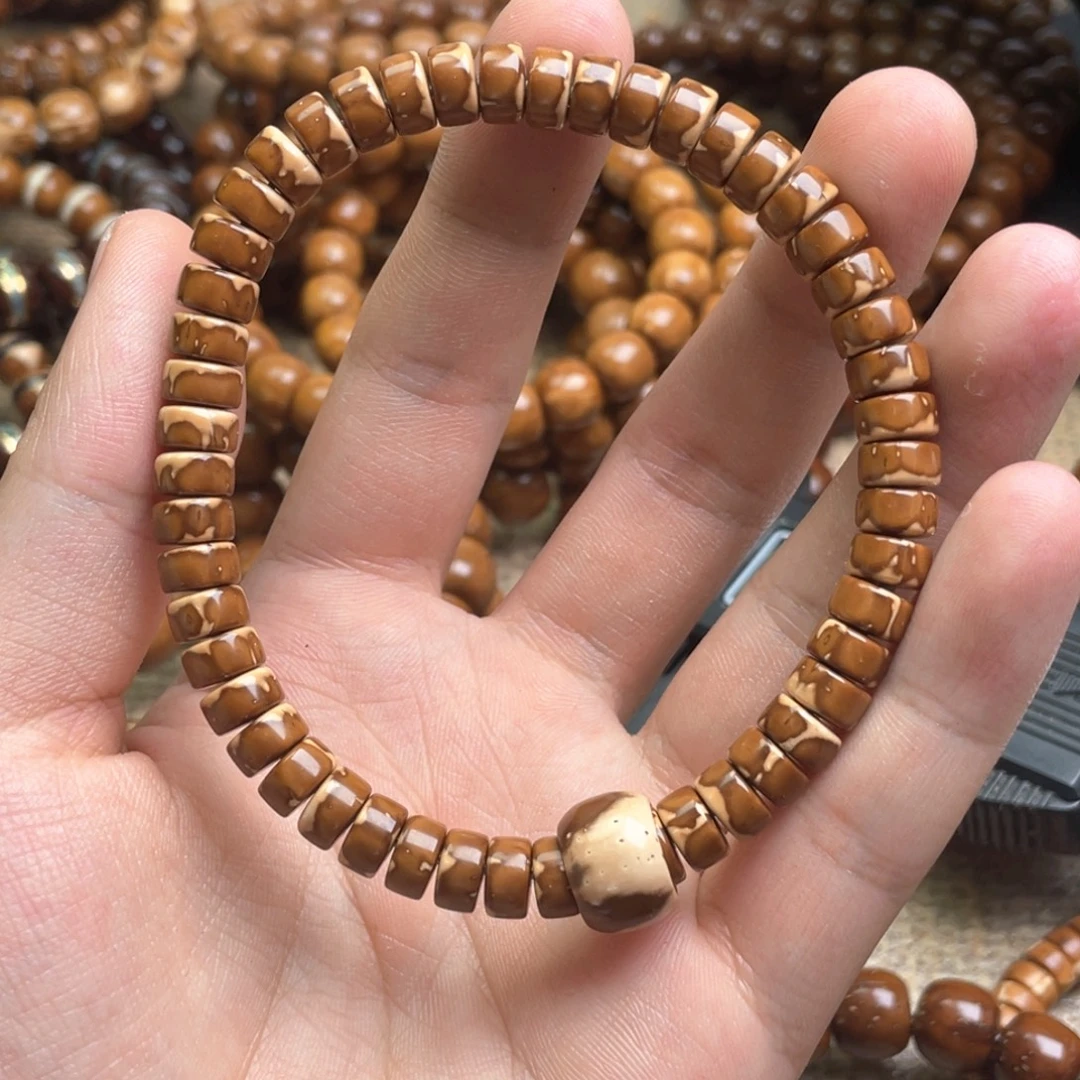 顺***ᜊ手串紫金鼠紫金鼠17