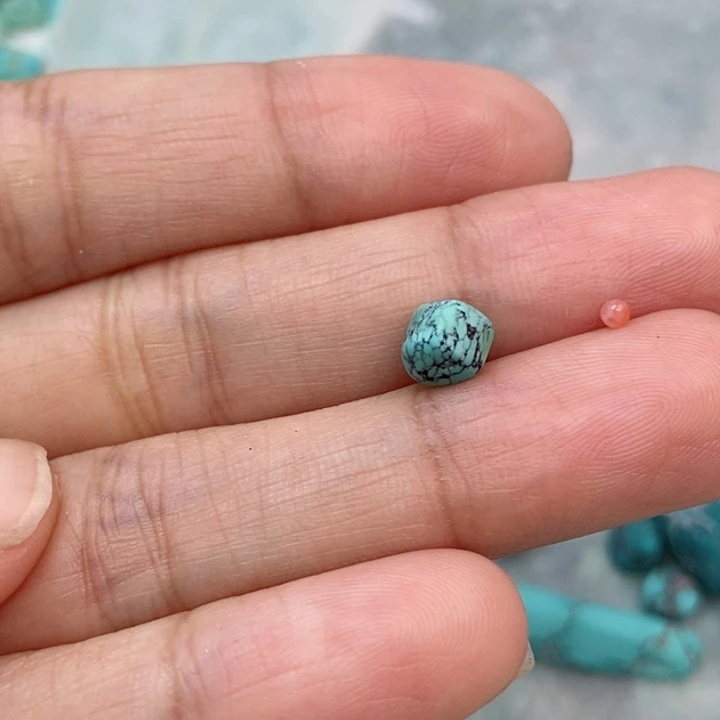 ***南红玛瑙未镶嵌珠宝奇石