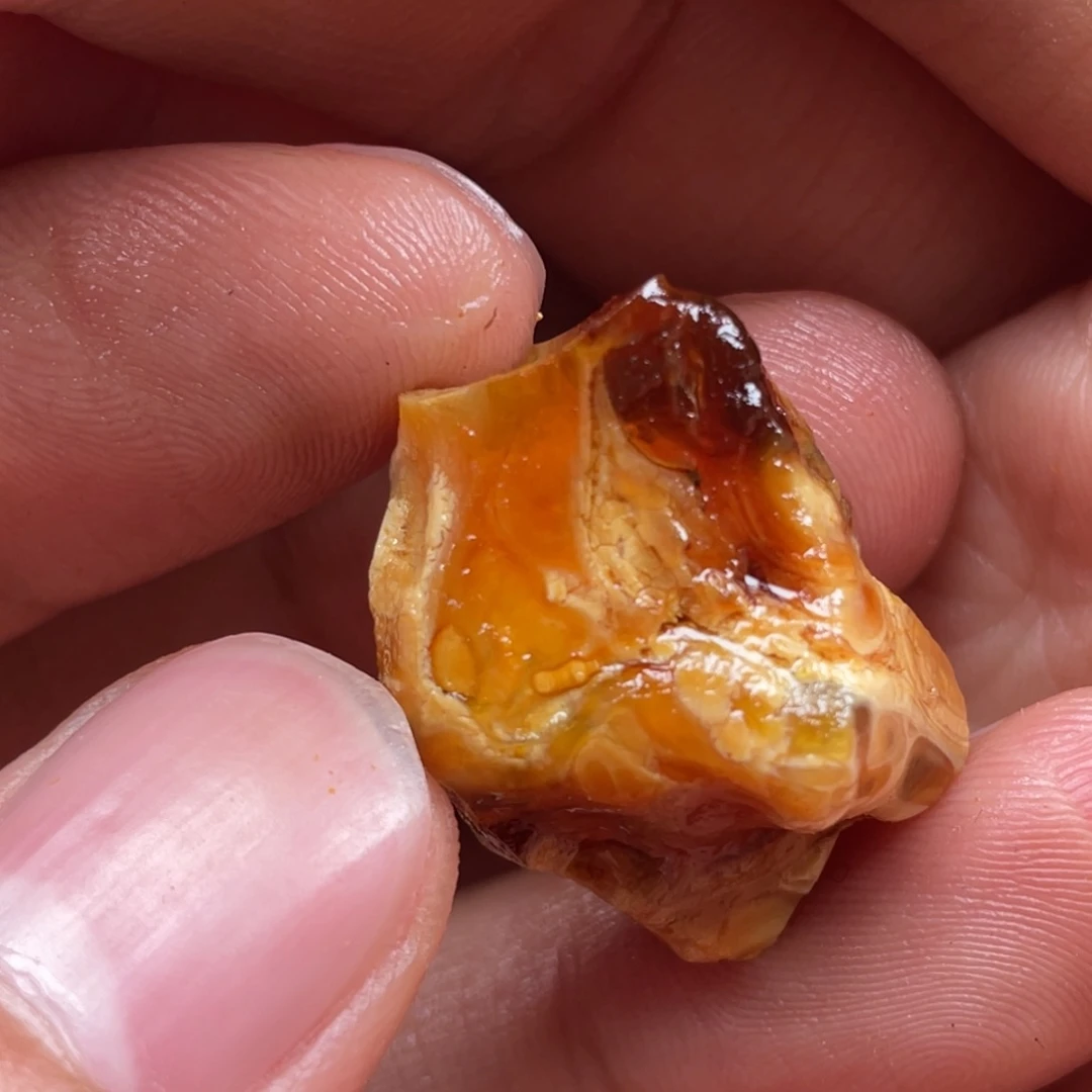 孙***e定制琥珀未镶嵌天然蜜蜡