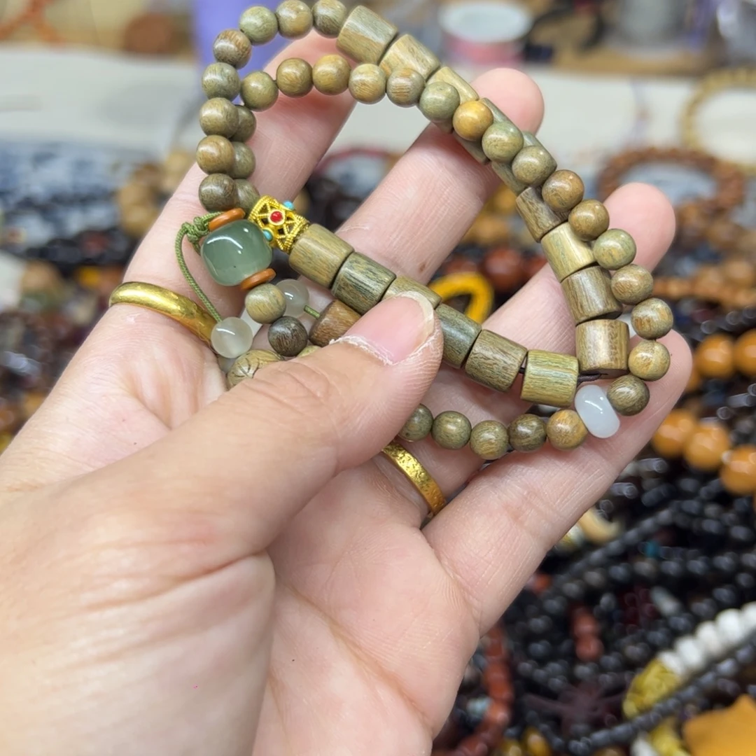 维腊木（绿檀）无事牌