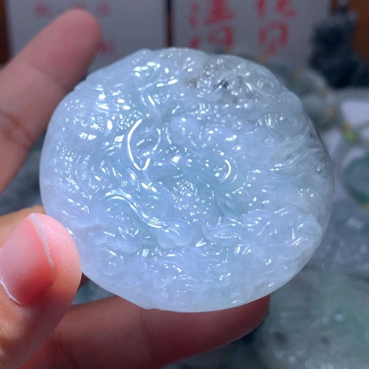 翡翠未镶嵌颈饰保真天然A货翡翠