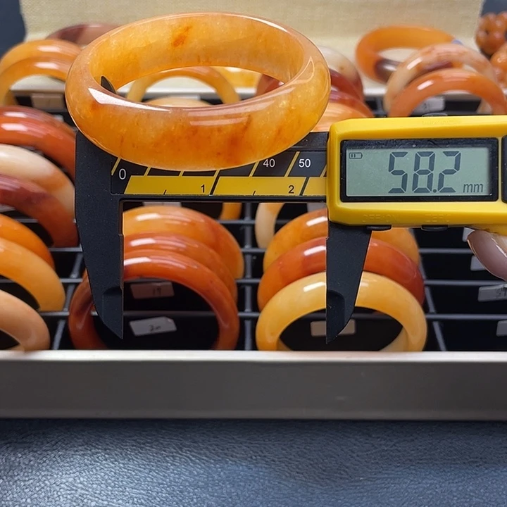 石英质玉（黄龙玉）合金手镯33号