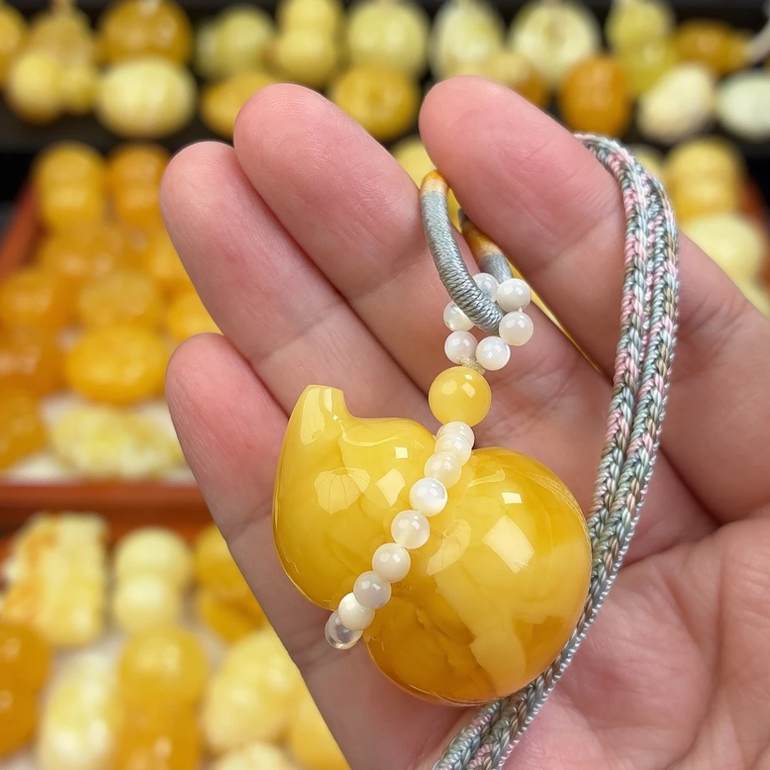 蜜蜡未镶嵌毛衣链蜜蜡