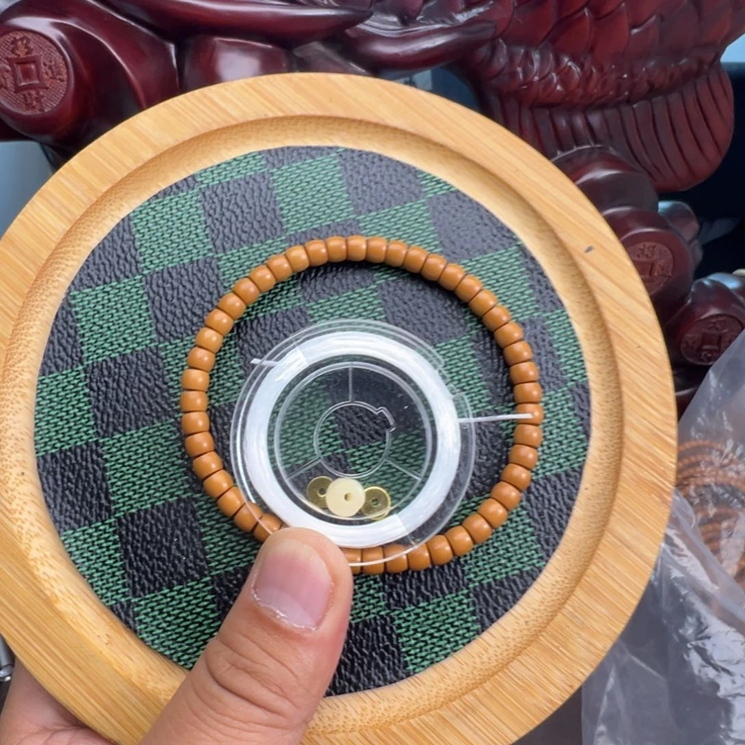 橄榄核吊坠0.55核尖手串