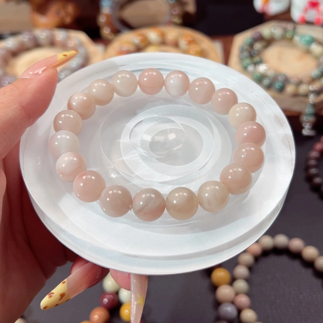 象***石英质玉手链未镶嵌75