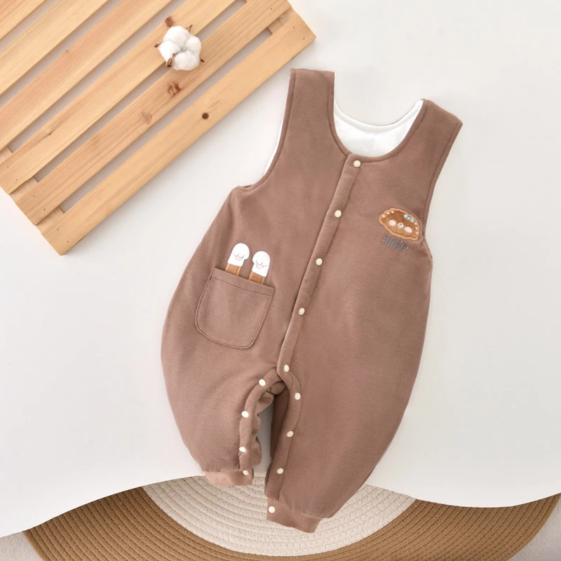 150克夹棉按扣对开秋冬季新款婴幼儿背带裤卡通无骨男女童外穿