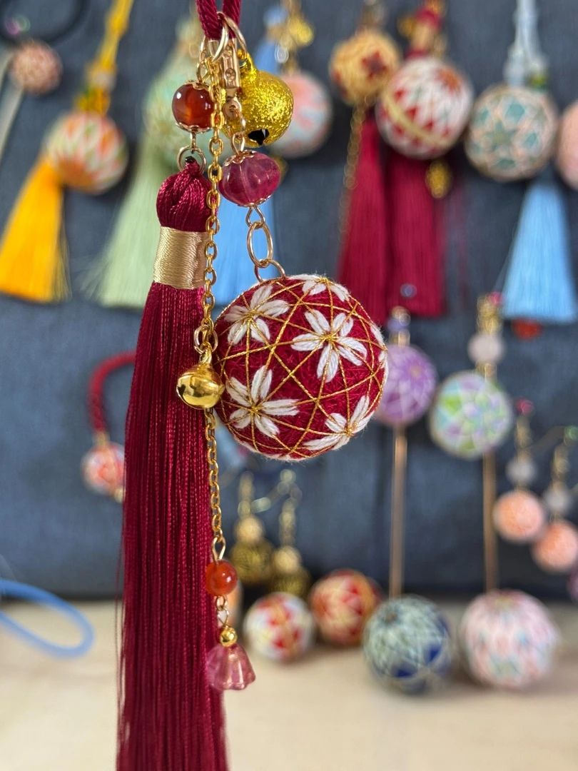 直播间作品福利专拍，主播纯手工绣制