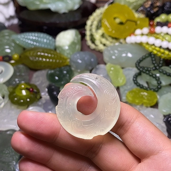 岫玉未镶嵌岫玉挂件