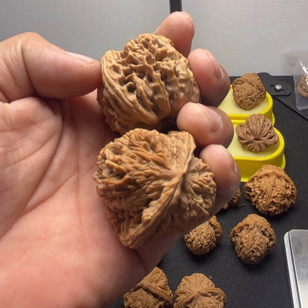 文玩核桃吊坠唯**°四座楼