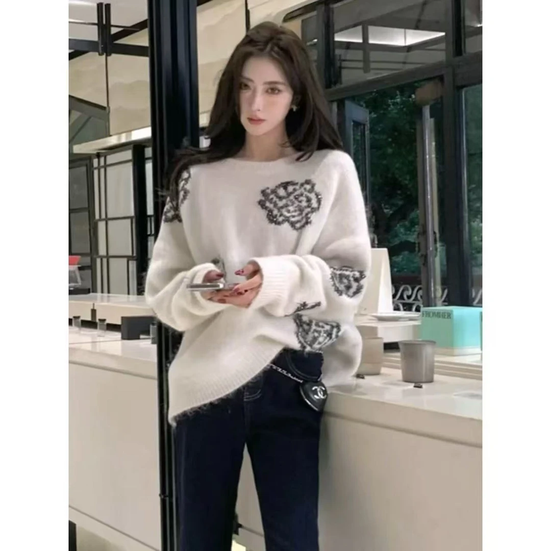 徐秋阳  亮片玫瑰  百搭时尚休闲设计感显瘦显白毛衣YM259