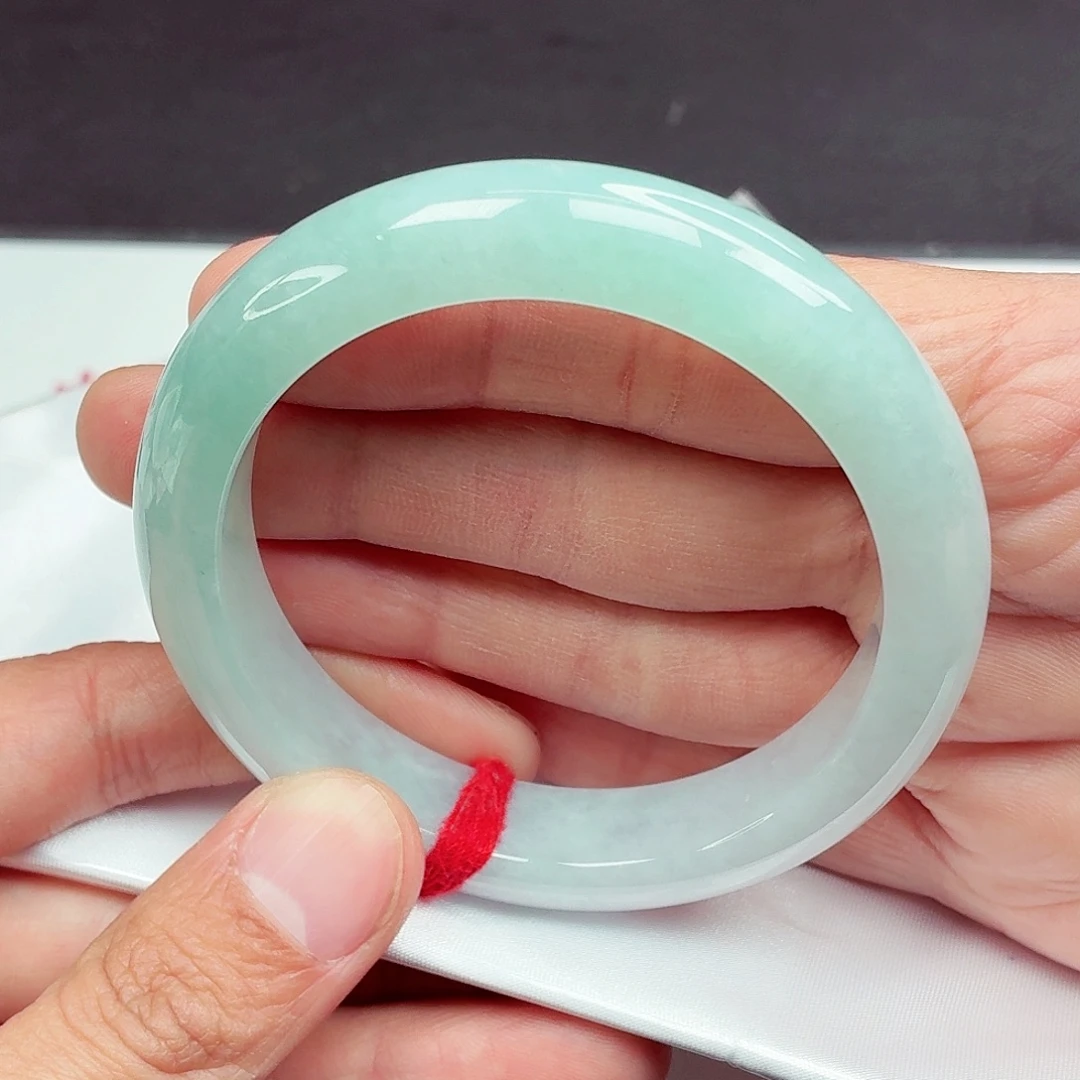 翡翠未镶嵌手镯57.7圈