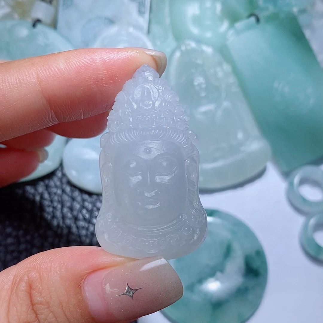 大***️定制翡翠未镶嵌毛货付款后确认抛光
