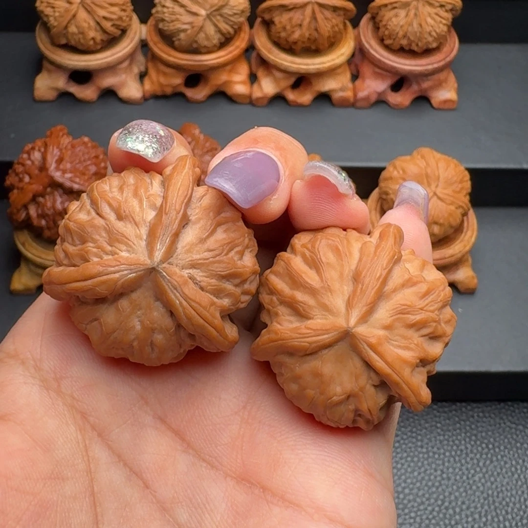 把件文玩核桃石门元宝三棱球奔，全品，36