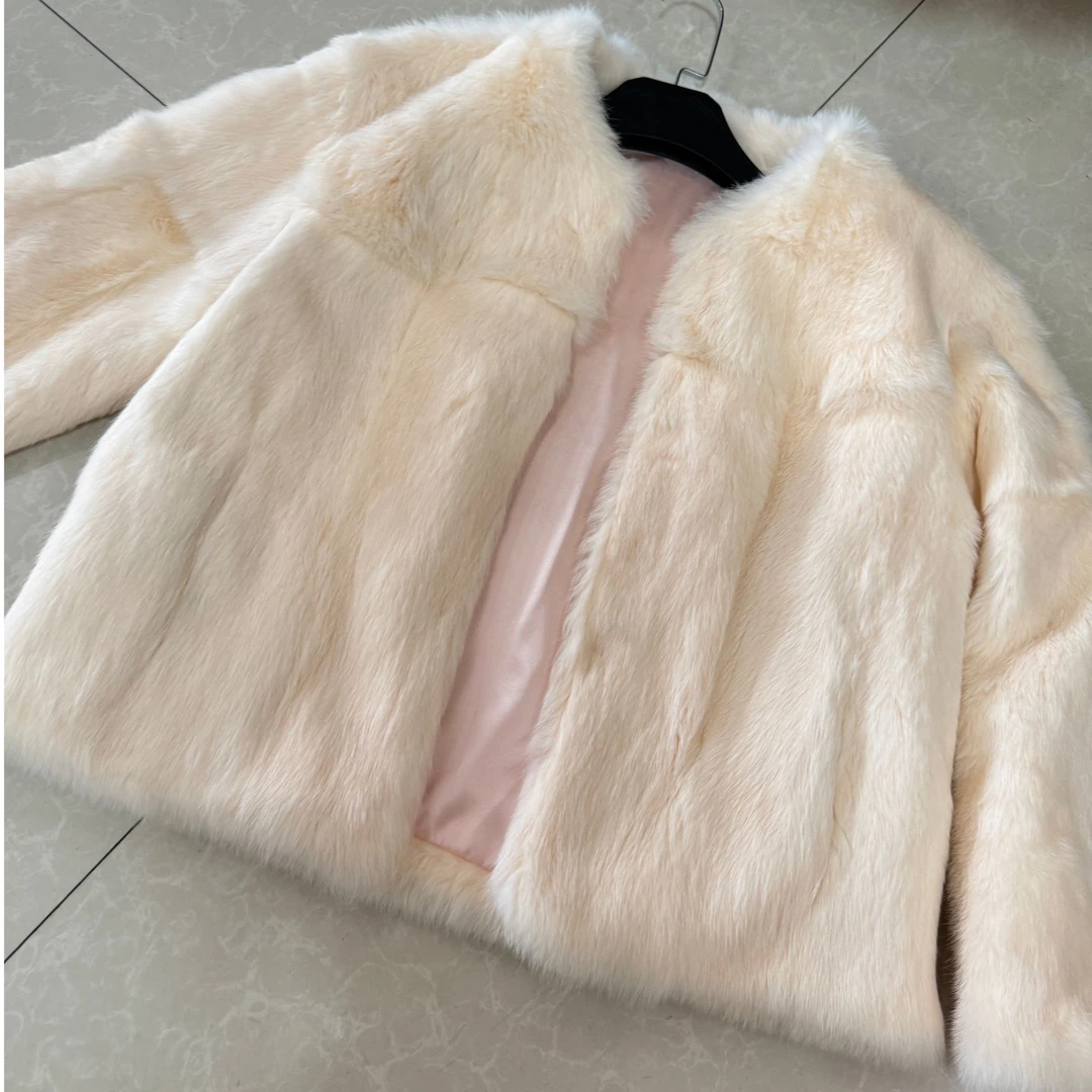 2024新款冬季气质减龄防寒复古高级轻奢氛围感贵气短款毛呢外套女