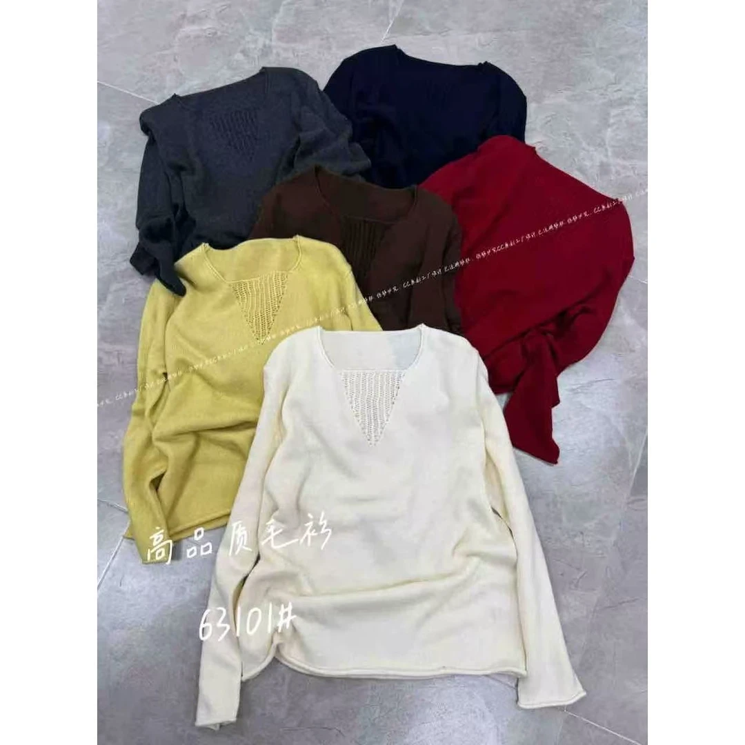 KIKI严选：63101-C+家欧货南油秋冬领口V型纹路针软糯保暖织衫毛