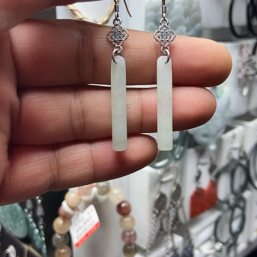 翡翠银S925镶嵌耳饰品质珠宝