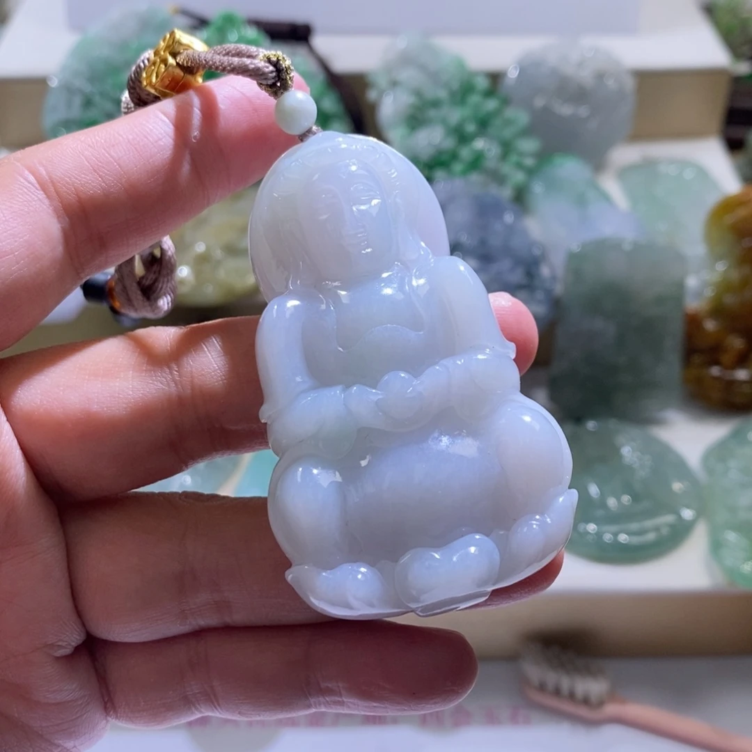 【闪购商品】翡翠颈饰未镶嵌观音