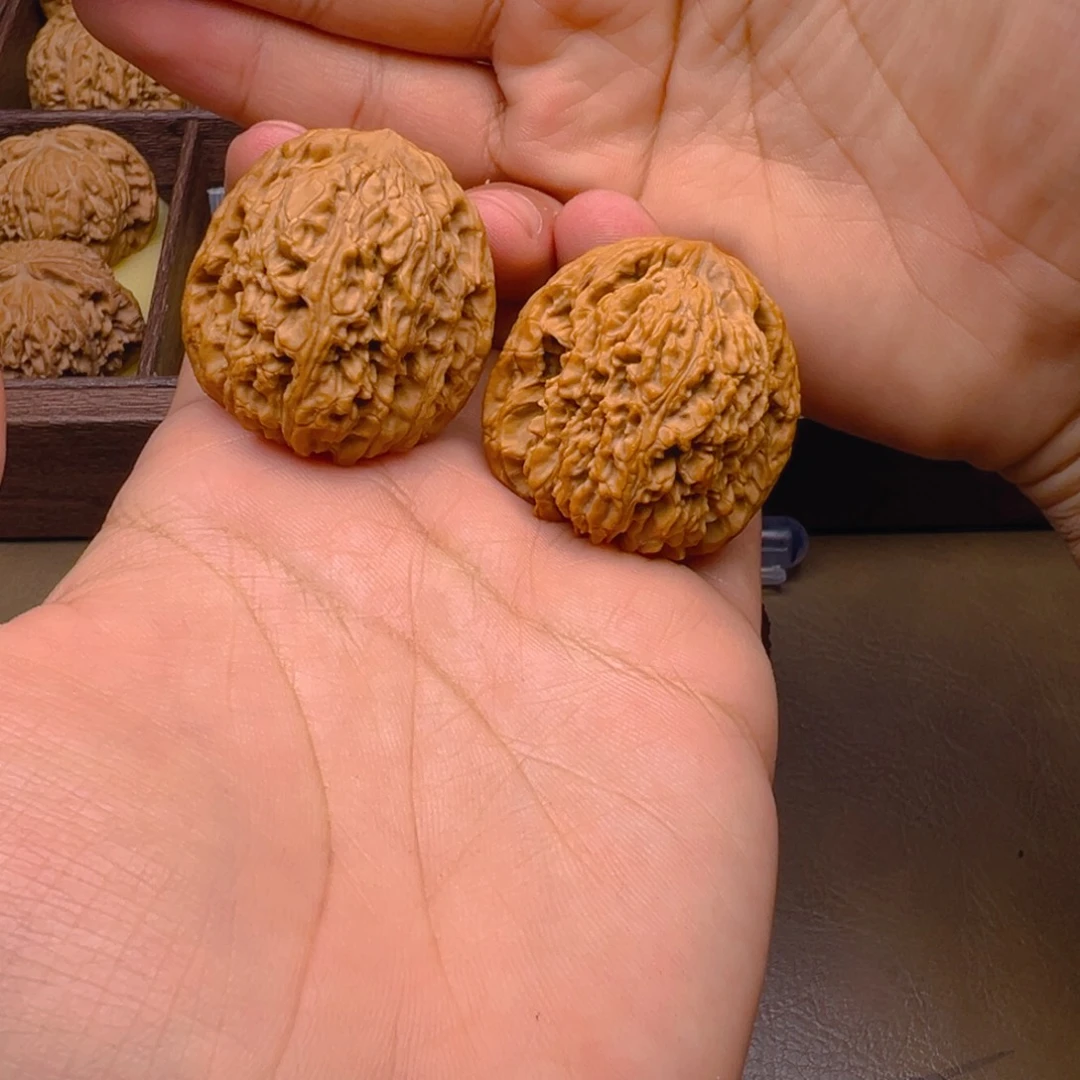 把件文玩核桃南疆石