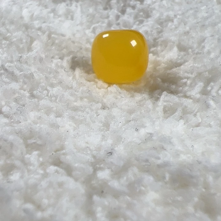 手链琥珀未镶嵌11.8mm鸡油黄焦皮老型单珠TT