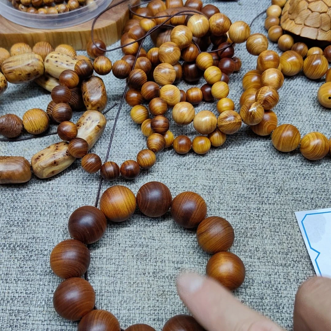 军2.0黑油太行崖柏手工艺品