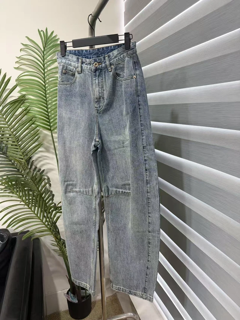 【仅一批无补】意大利烧花纹镰刀裤型牛仔女裤