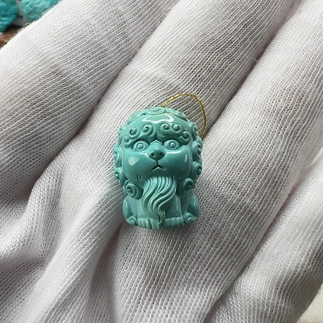 绿松石配饰未镶嵌