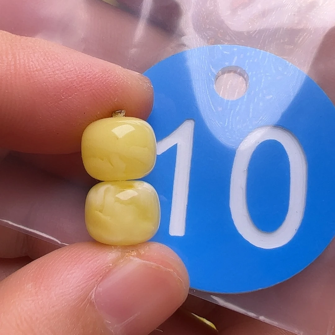 未镶嵌蜜蜡裸石9m m