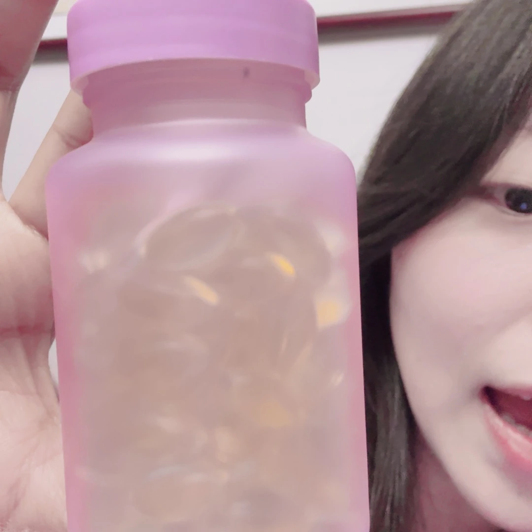 姜黄素8瓶。