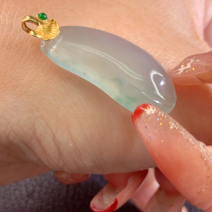 定制翡翠18K金镶嵌翡翠