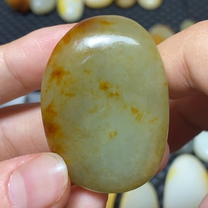 和田玉（糖玉）未镶嵌挂件