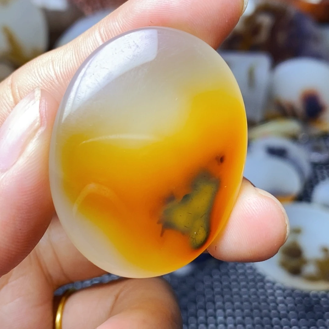 玛瑙/玉髓未镶嵌珠宝半成品