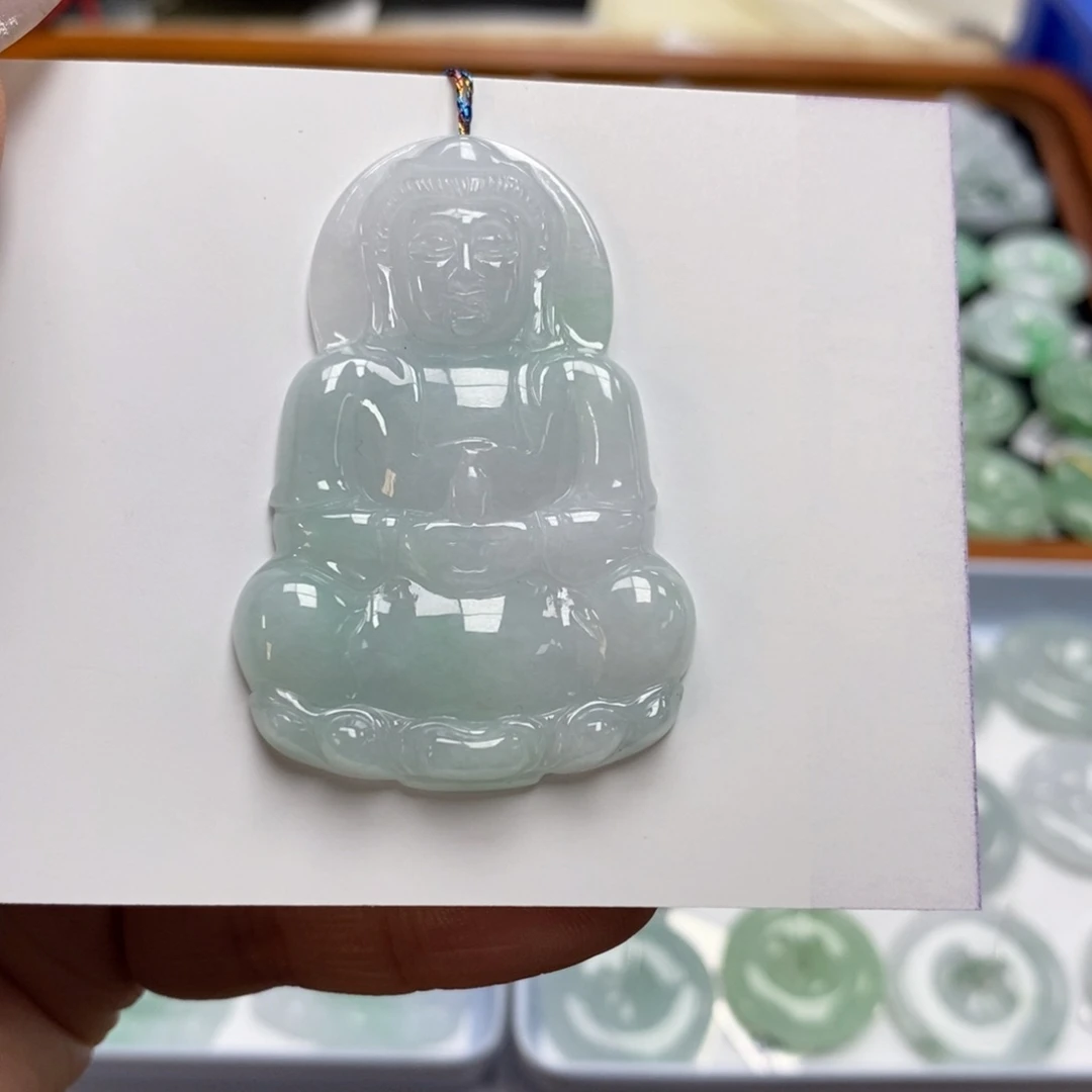 翡翠颈饰未镶嵌观音