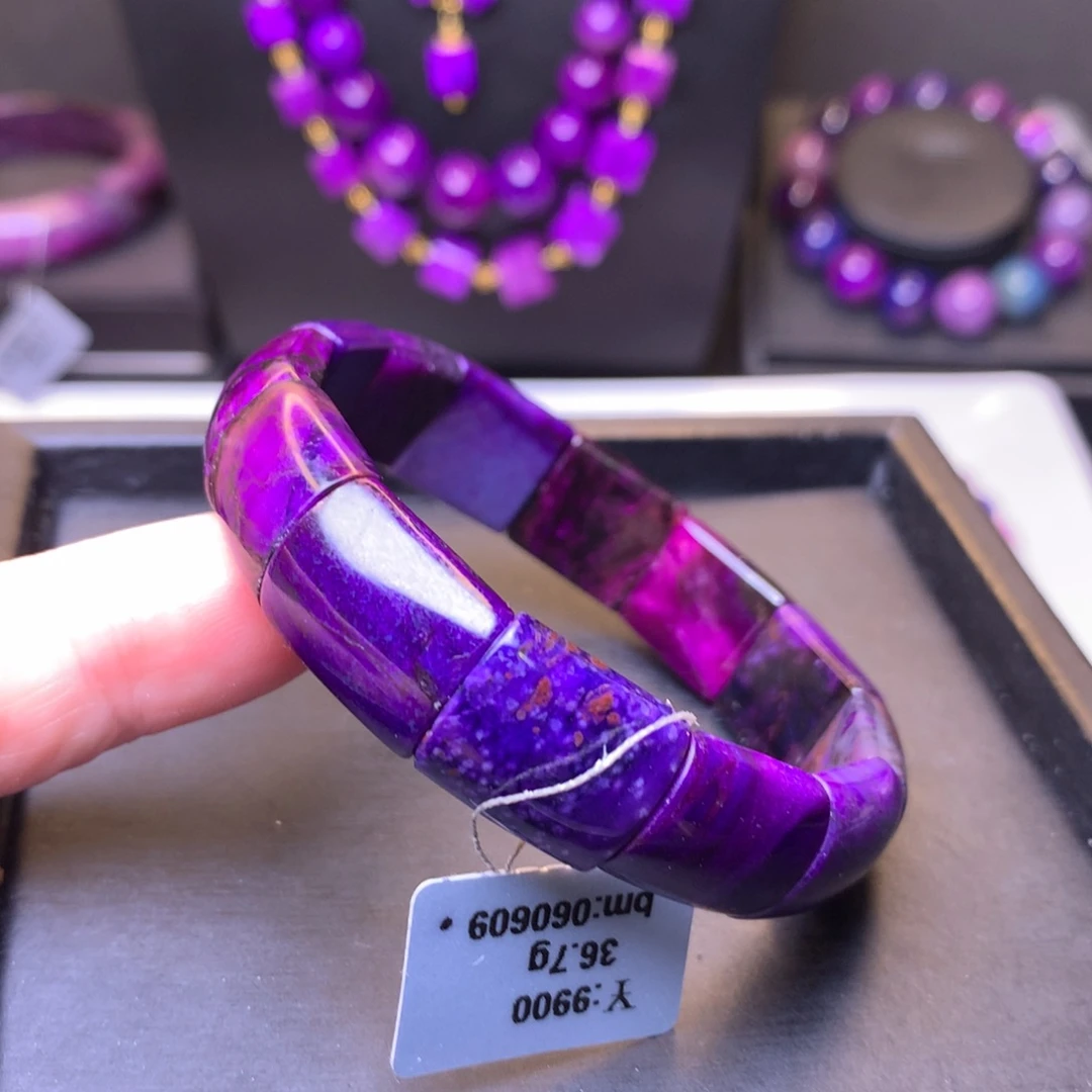 未镶嵌苏纪石（舒俱来）镯排