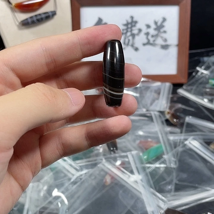 玛瑙/玉髓未镶嵌珠宝奇石