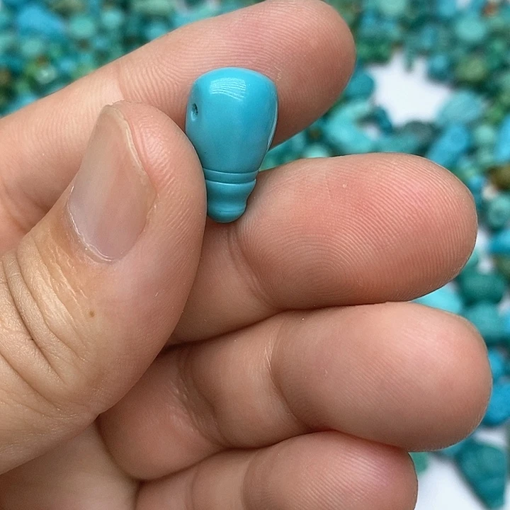 未镶嵌绿松石珠宝奇石