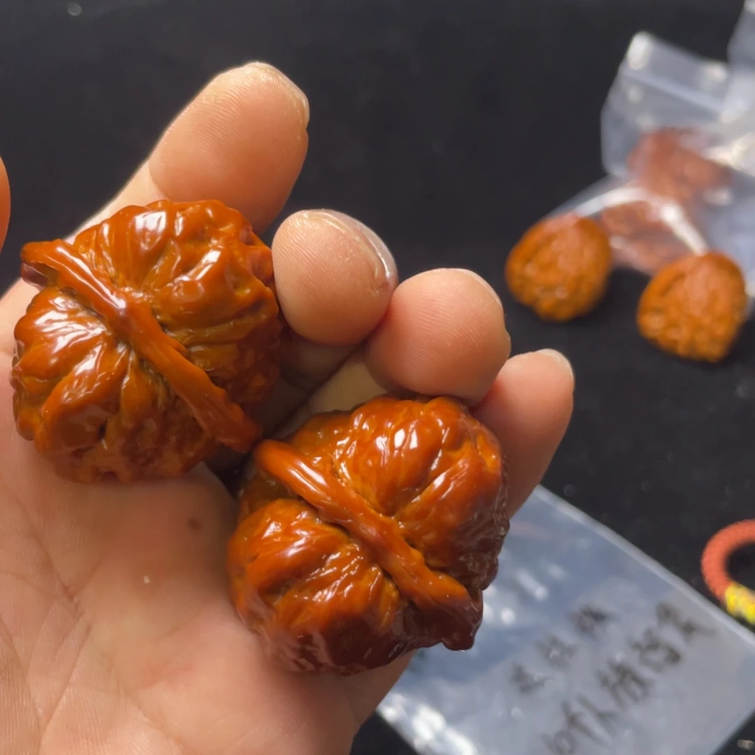 小***铄文玩核桃吊坠大李子文玩核桃1040