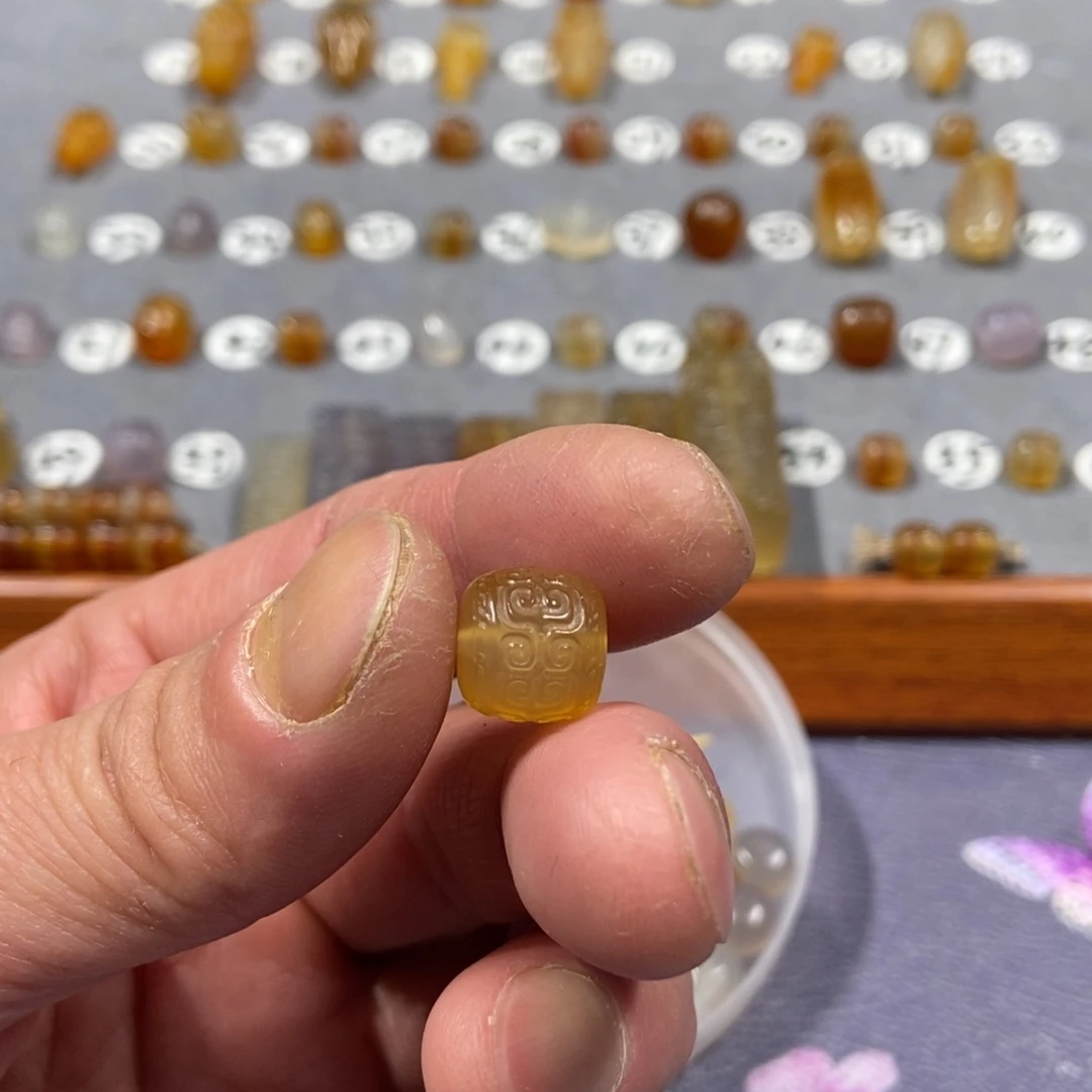 常****玛瑙/玉髓合金颈饰珠