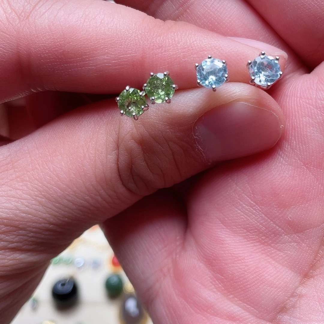 和田玉耳钉银S925镶嵌