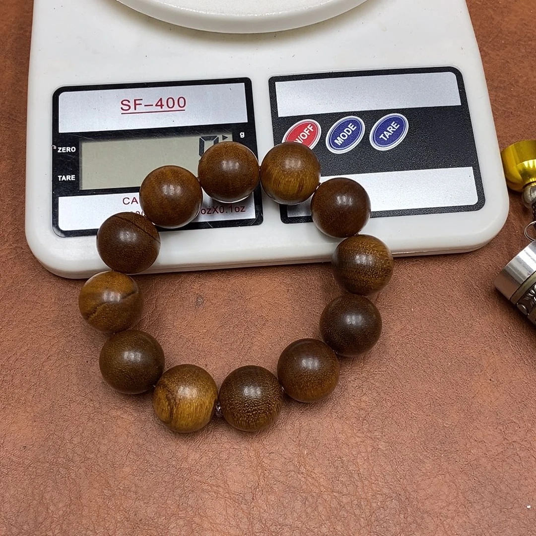 用***8沉香香囊沉香虫漏