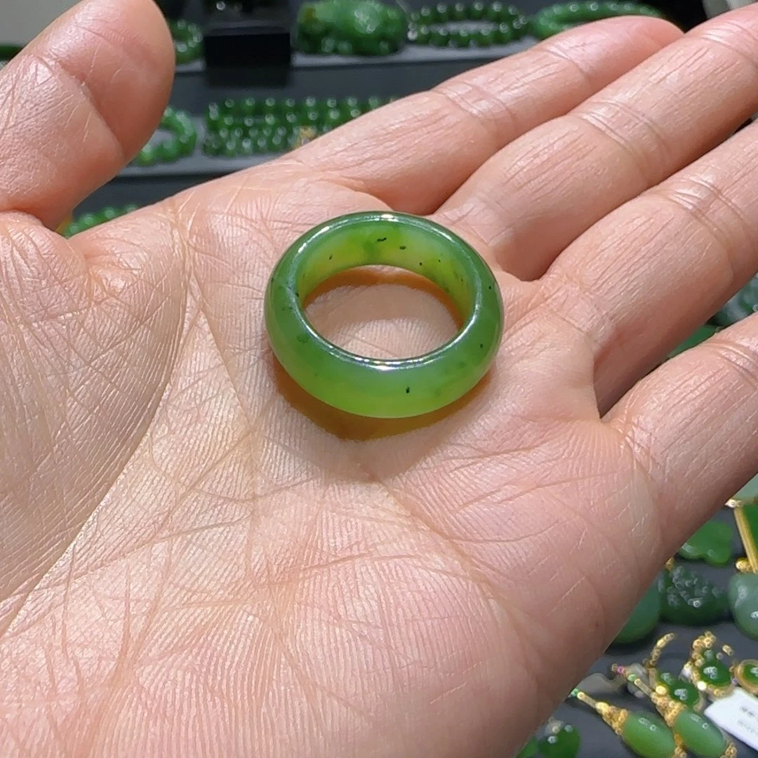 和田玉（碧玉）未镶嵌戒指