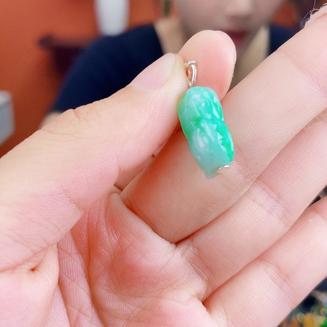 翡翠未镶嵌耳饰饰品