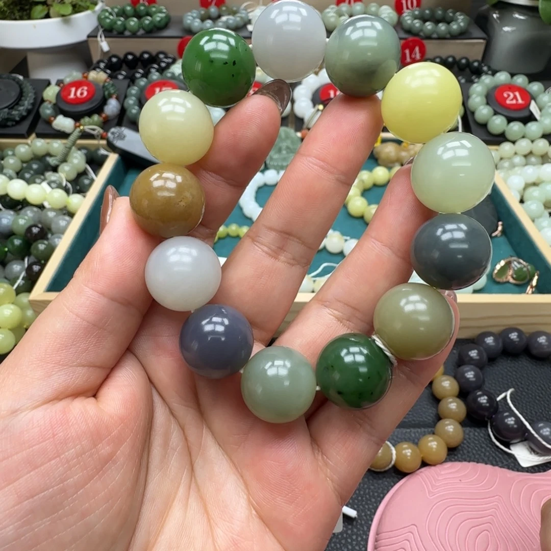 和田玉未镶嵌手链18