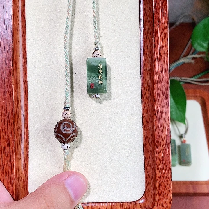 和田玉未镶嵌包链和田玉 352