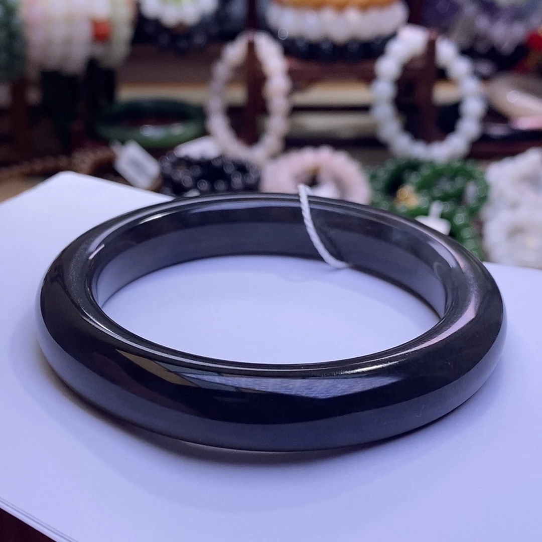 颈饰未镶嵌和田玉收藏级59烟紫帝王紫老矿料高冰手镯