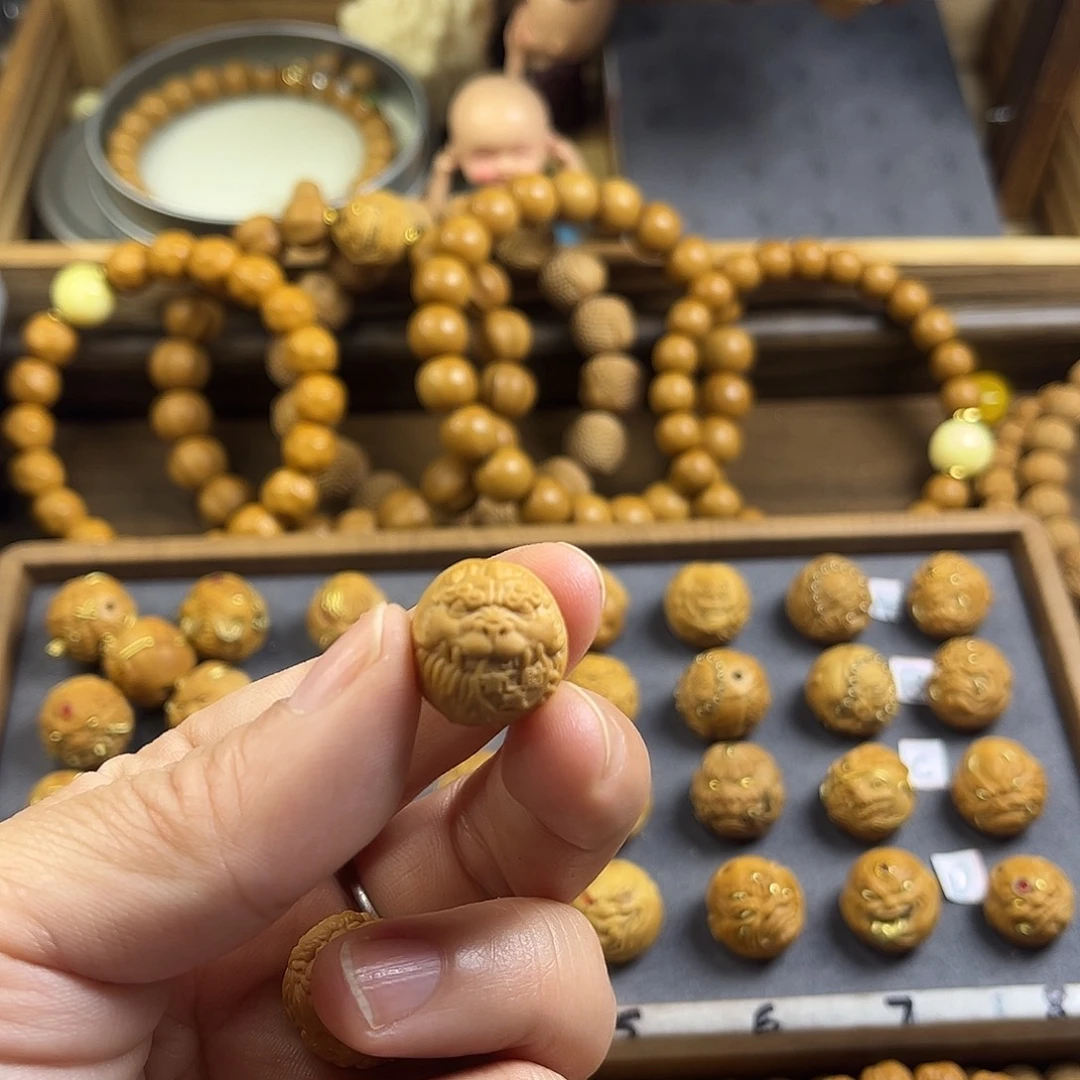 z***x吊坠猴头核桃貔貅