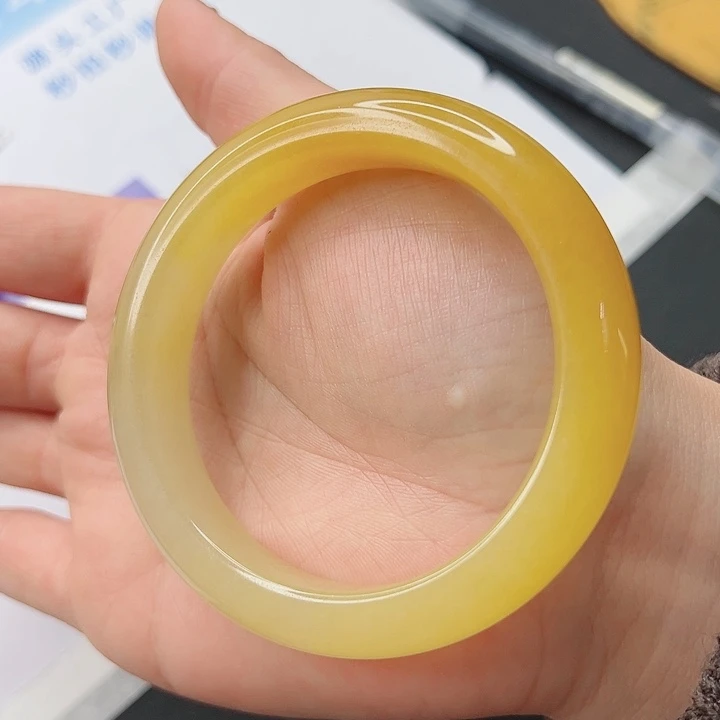 石英质玉手镯未镶嵌152-60