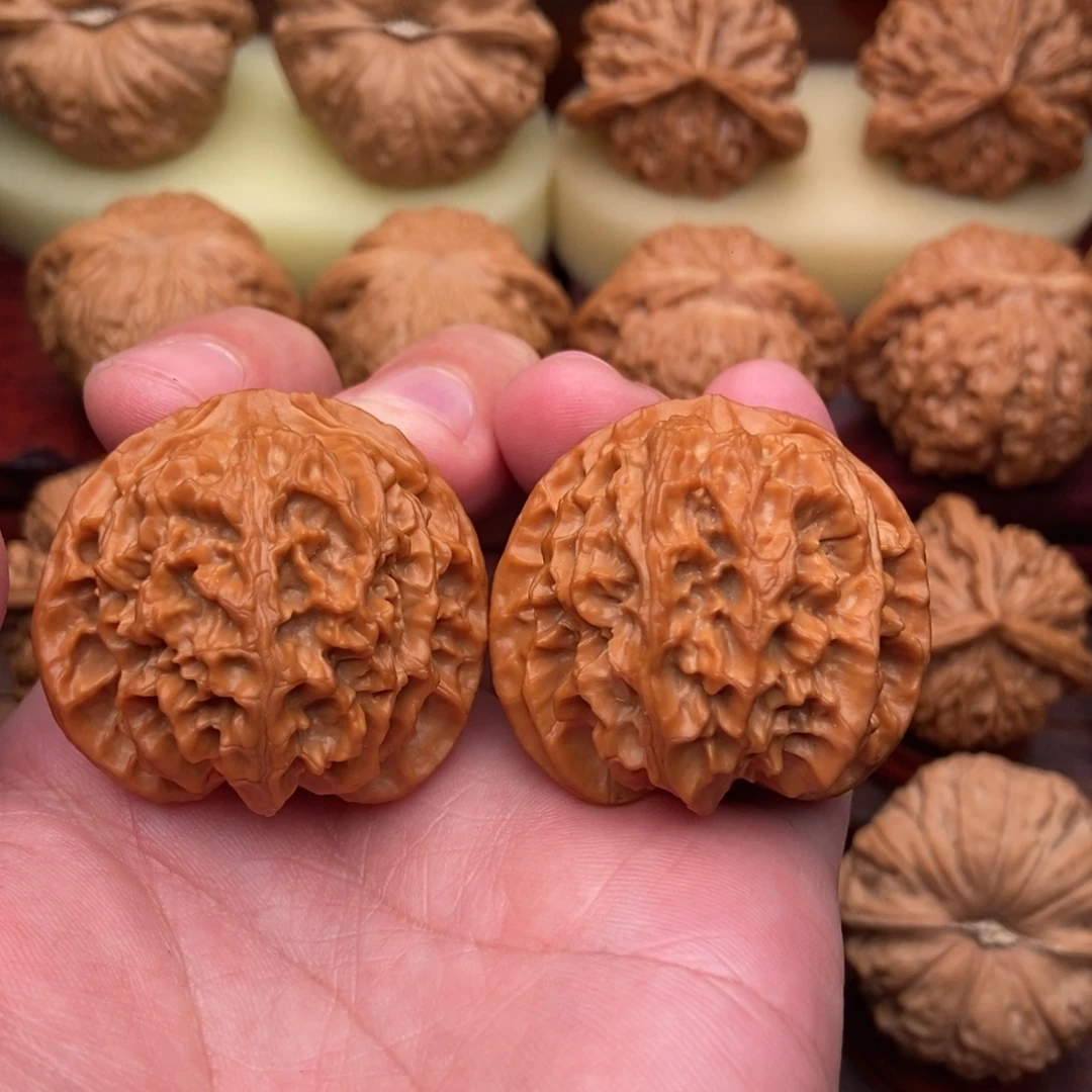 把件文玩核桃老树苹果园狮子头40