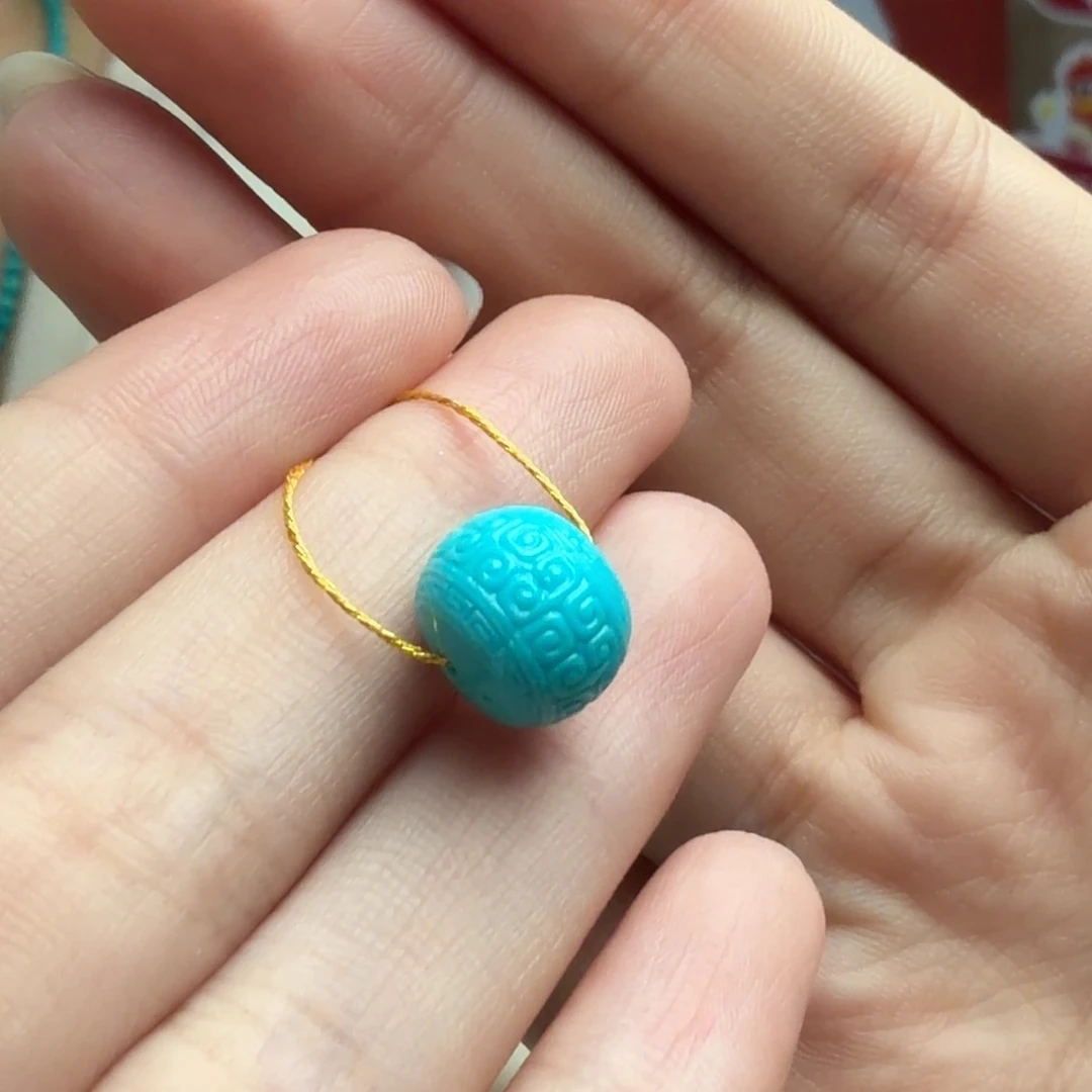 绿松石未镶嵌颈饰