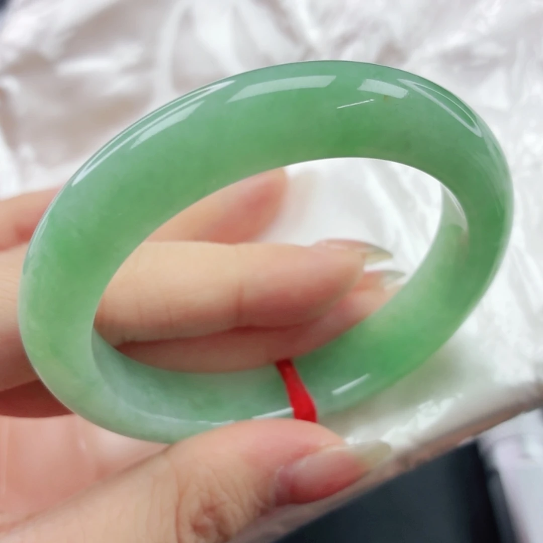 未镶嵌手镯翡翠，703