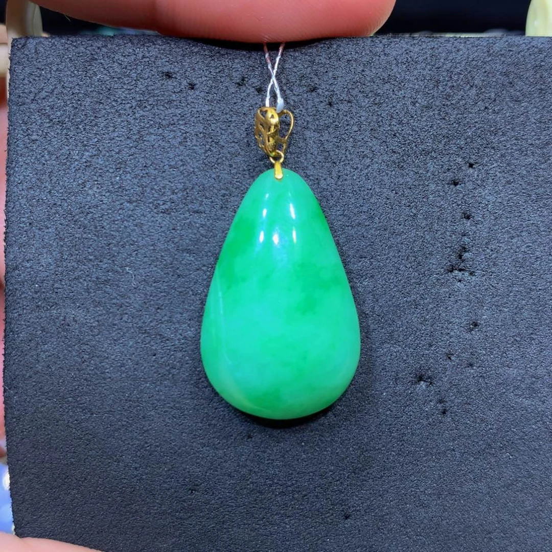 翡翠18K金镶嵌手链翡翠